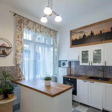 Mosaic Apartment